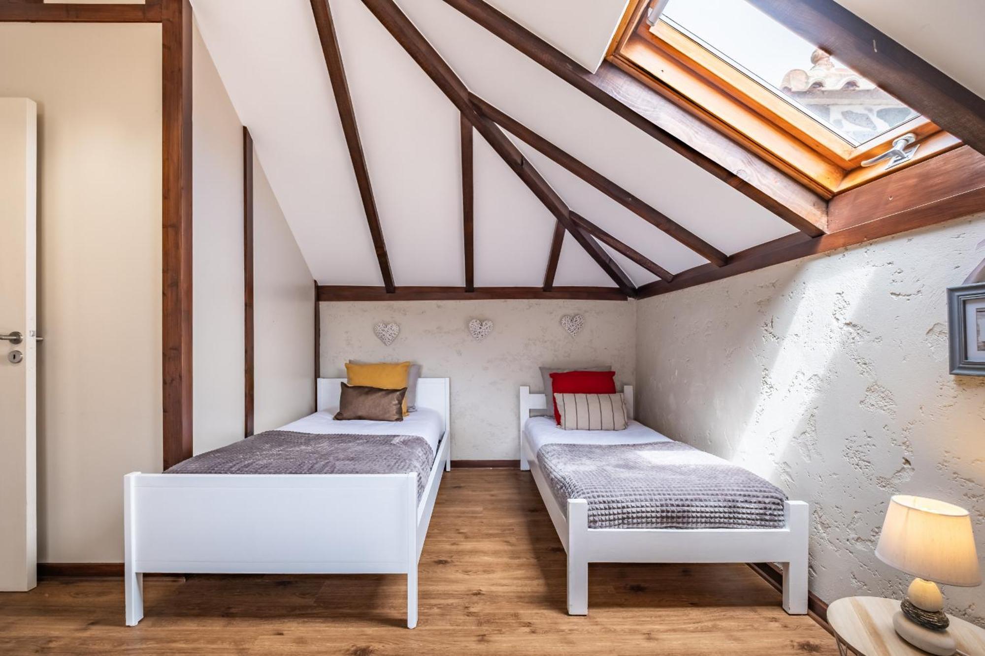 Sao Jorge Cottage - By Wehost Santana  Εξωτερικό φωτογραφία